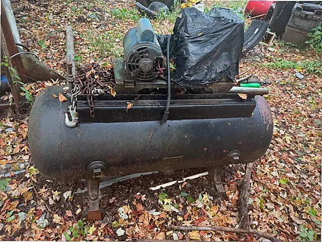 air compressor, black